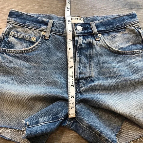 Free People We The Free Ivy Mid Rise Denim Jean Short Size 25 - Picture 10 of 14